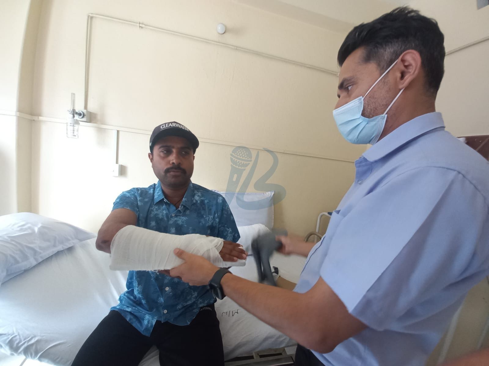 ‘सिन्दूर जात्रा’ को छायाङ्कनका क्रममा घोडाबाट खसेर अभिनेता विजय बराल घाइते, सुटिङ स्थगित