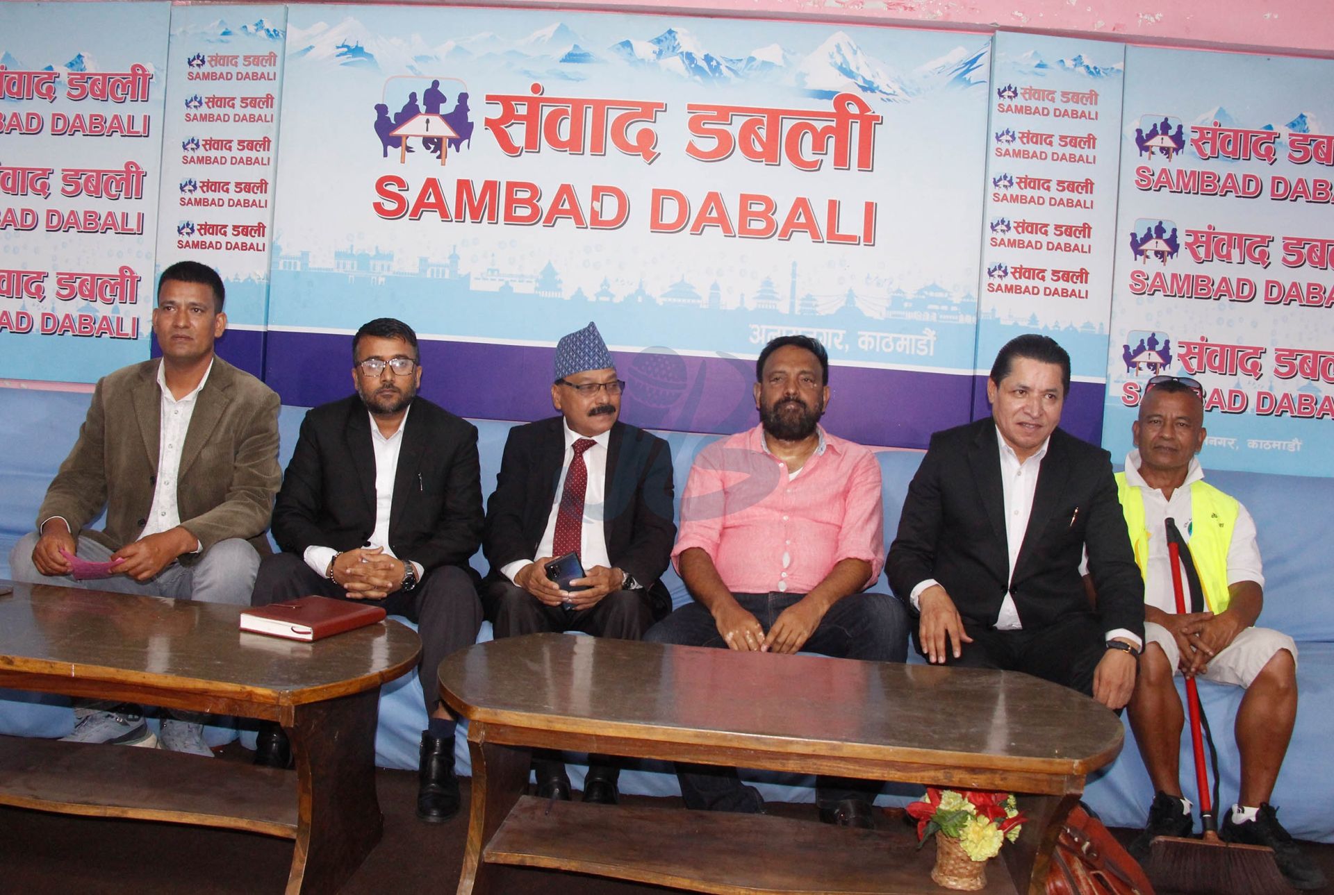स्थानीय तहलाई जनमुखी बनाउन गैरदलीय व्यवस्थाको खाँचो, दलीयकरणले भ्रष्टाचार र बेथिति बढाएको वक्ताहरूको आरोप