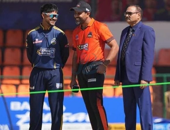 विराटनगर किङ्ग्सविरुद्धको खेलमा चितवनले पावर प्लेमा बिना क्षति जोड्यो ५० रन